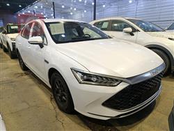 بی وای دی Qin Plus